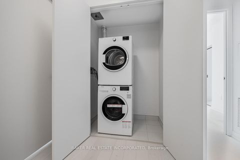 Photo 23 at 6012 - 3883 Quartz Road, City Centre, Mississauga