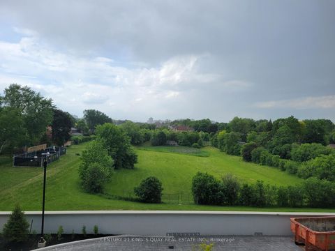 Photo 9 at 220 - 3220 Sheppard Avenue E, Sullivan, Toronto