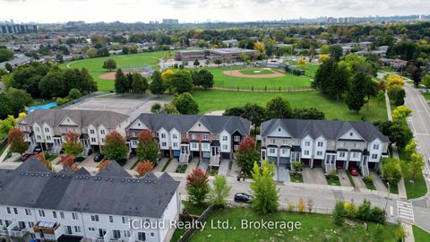 Photo 14 at 43 Mantello Drive, York University Heights, Toronto