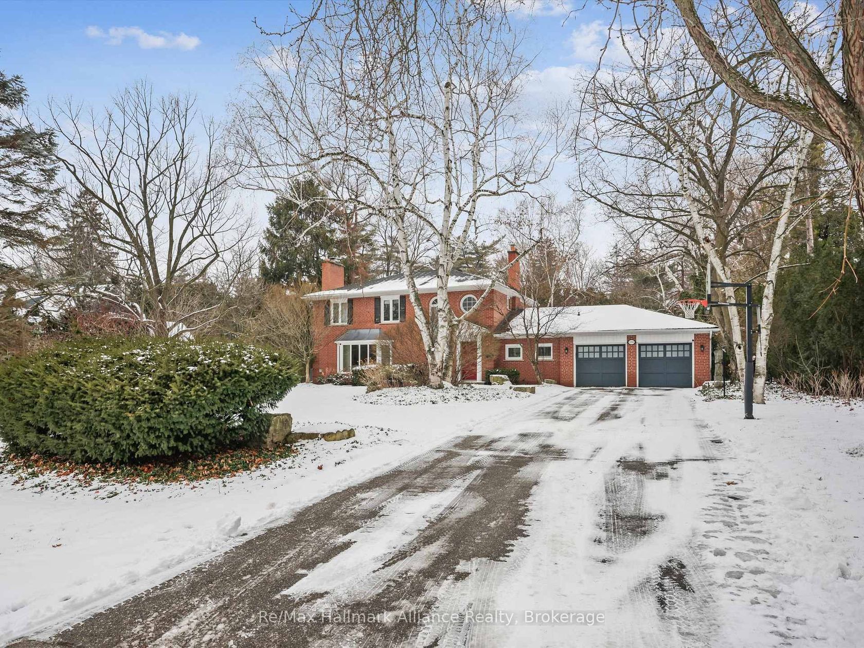 1188 CAREY Road, MO Morrison, Oakville 
