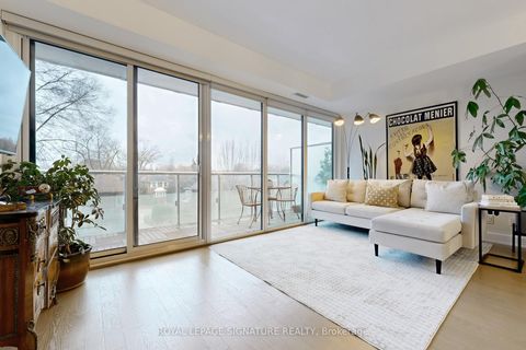 Photo 5 at 415 - 3018 Yonge Street, Lawrence Park South, Toronto