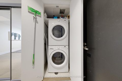 Photo 25 at 415 - 3018 Yonge Street, Lawrence Park South, Toronto