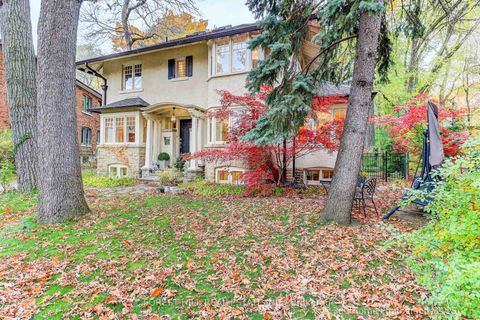 Photo 3 at 91 Braemore Gardens, Wychwood, Toronto