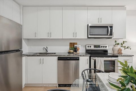 Photo 6 at 1013 - 2635 William Jackson Drive, Duffin Heights, Pickering