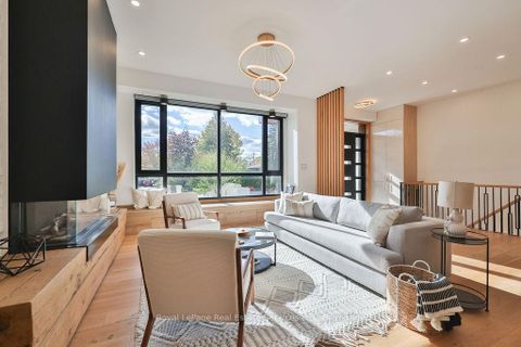 Photo 6 at 431 Sandlewood Road, WO West, Oakville