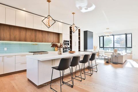 Photo 11 at 431 Sandlewood Road, WO West, Oakville