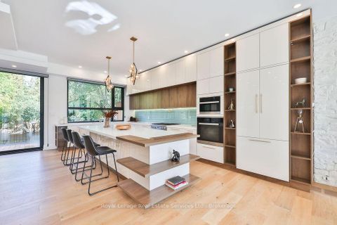 Photo 12 at 431 Sandlewood Road, WO West, Oakville