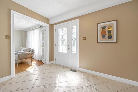 Photo 2 at 955 Snowbird Street, Northglen, Oshawa