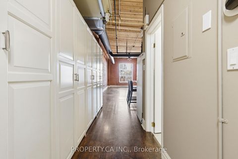 Photo 2 at 405 - 426 Queen Street E, Moss Park, Toronto