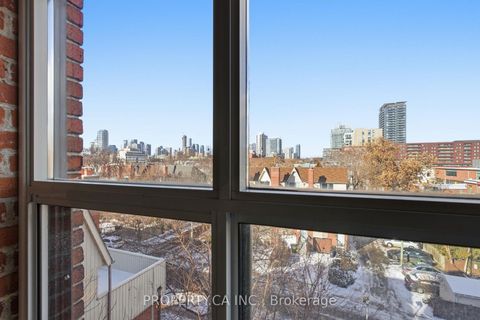 Photo 17 at 405 - 426 Queen Street E, Moss Park, Toronto