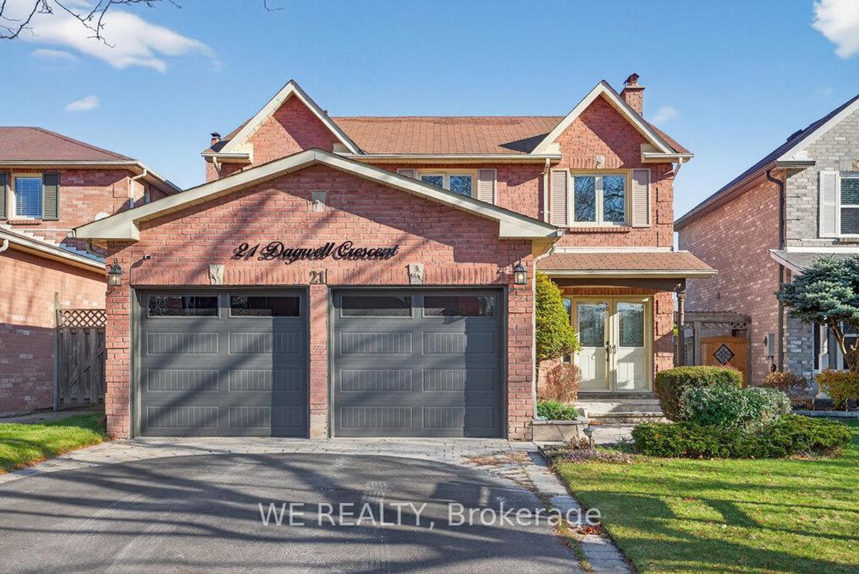 21 Dagwell Crescent, Central West, Ajax 