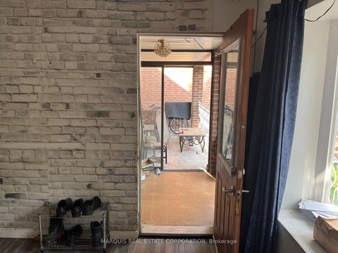 Photo 8 at 14 Cardell Avenue, Pelmo Park W4, Toronto