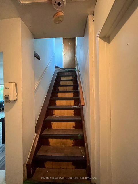 Photo 9 at 14 Cardell Avenue, Pelmo Park W4, Toronto