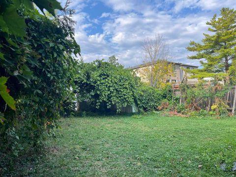 Photo 22 at 14 Cardell Avenue, Pelmo Park W4, Toronto
