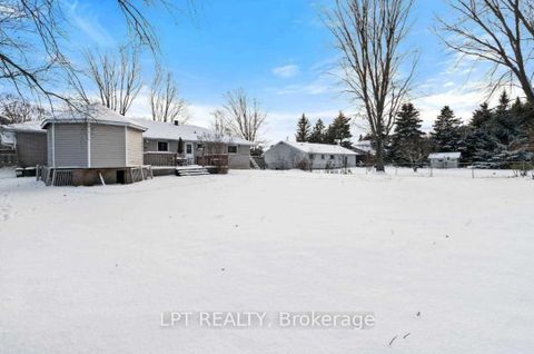 Photo 1 at 28 Main Street, Pefferlaw, Georgina