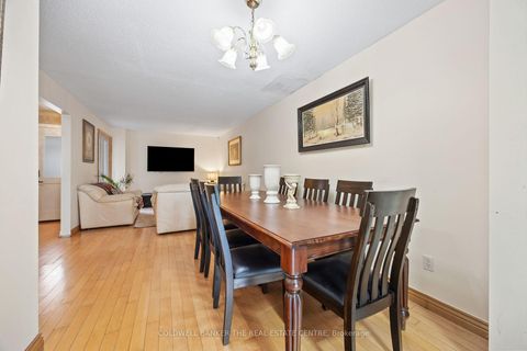 Photo 10 at 23 Riviera Drive W, Glen Shields, Vaughan