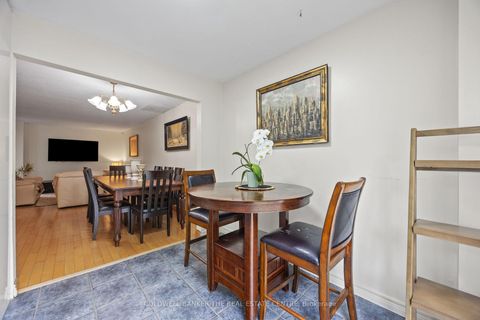 Photo 13 at 23 Riviera Drive W, Glen Shields, Vaughan