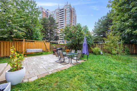 Photo 24 at 23 Riviera Drive W, Glen Shields, Vaughan