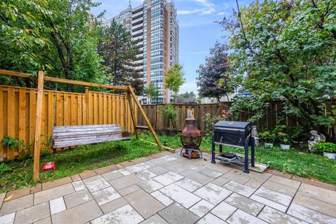 Photo 25 at 23 Riviera Drive W, Glen Shields, Vaughan