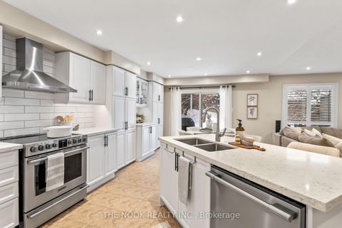 Photo 11 at 1624 Docking Court, Taunton, Oshawa