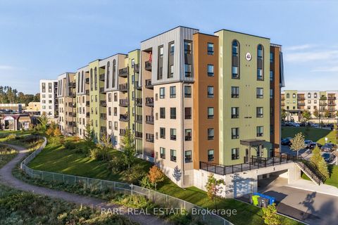 Photo 1 at 402 - 5 Chef Lane, Rural Barrie Southeast, Barrie