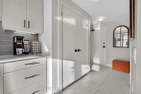 Photo 6 at 402 - 5 Chef Lane, Rural Barrie Southeast, Barrie