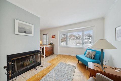 Photo 5 at 201 - 60 Kippendavie Avenue, The Beaches, Toronto