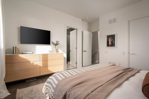 Photo 15 at 101 Beaver Avenue, Junction, Toronto