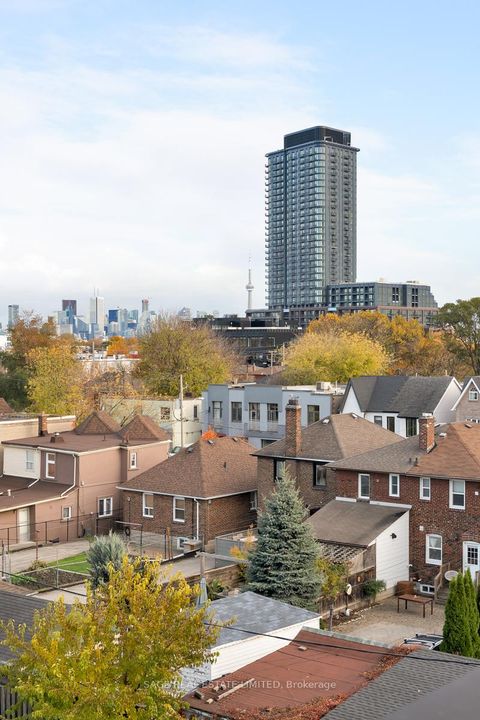 Photo 28 at 101 Beaver Avenue, Junction, Toronto