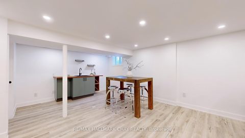 Photo 22 at 3 Davidson Road, Aurora Highlands, Aurora