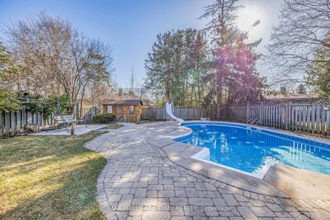 Photo 30 at 3 Davidson Road, Aurora Highlands, Aurora