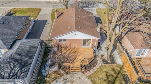 Photo 38 at 3 Davidson Road, Aurora Highlands, Aurora