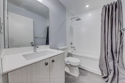 Photo 13 at 803 - 10 Willison Square, Chinatown, Toronto