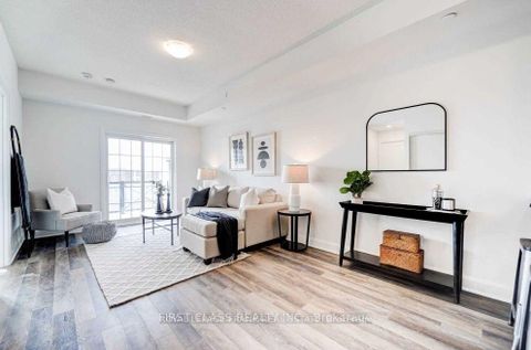 Photo 1 at 317 - 50 Lakebreeze Drive, Newcastle, Clarington