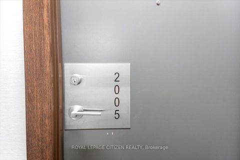 Photo 3 at 2005 - 30 Nelson Street, Waterfront Communities C1, Toronto