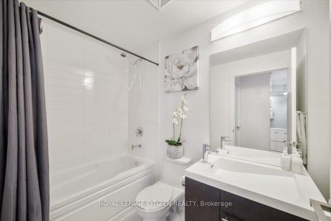 Photo 16 at 2005 - 30 Nelson Street, Waterfront Communities C1, Toronto