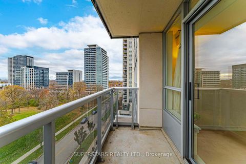 Photo 11 at 806 - 15 North Park Road, Beverley Glen, Vaughan