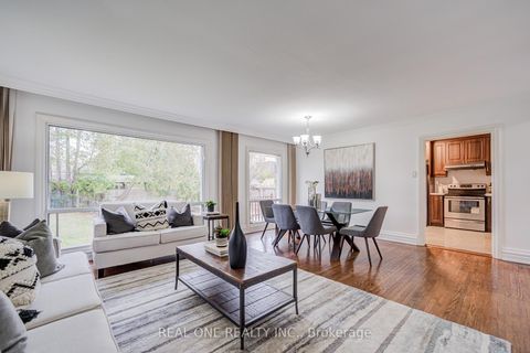 Photo 12 at 26 ELVASTON Drive, Victoria Village, Toronto