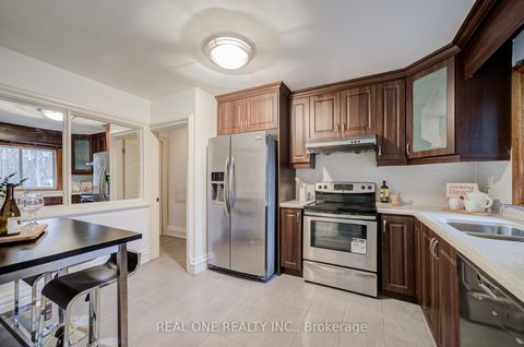 Photo 14 at 26 ELVASTON Drive, Victoria Village, Toronto