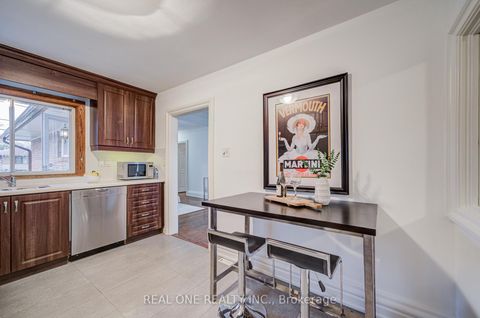 Photo 17 at 26 ELVASTON Drive, Victoria Village, Toronto