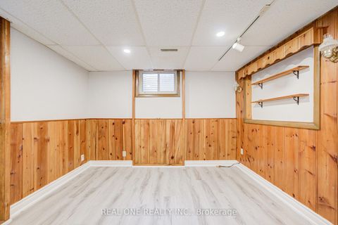 Photo 31 at 26 ELVASTON Drive, Victoria Village, Toronto