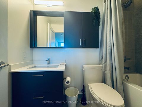 Photo 13 at 728 - 50 Upper Mall Way, Brownridge, Vaughan