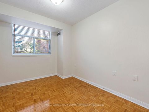 Photo 17 at 202 - 2506 Rutherford Road, Maple, Vaughan