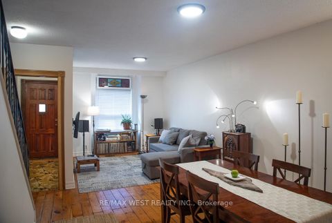 Photo 2 at 509 Perth Avenue, Pellam Park, Toronto