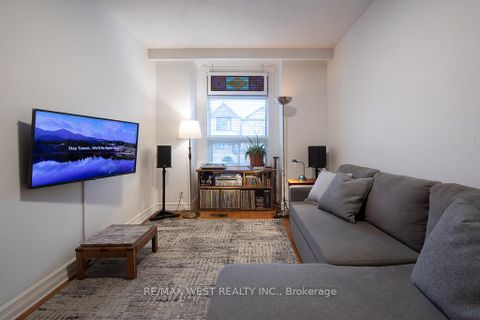 Photo 3 at 509 Perth Avenue, Pellam Park, Toronto