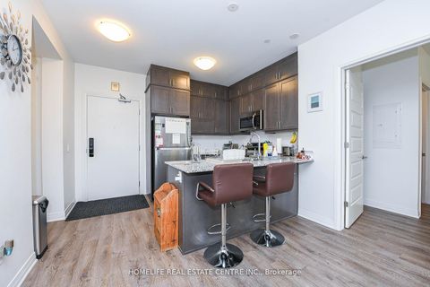 Photo 14 at 104 - 95 Dundas Street, GO Glenorchy, Oakville