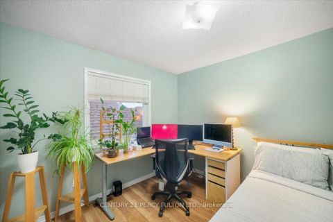 Photo 27 at 8 Boulderbrook Drive, Rouge E11, Toronto