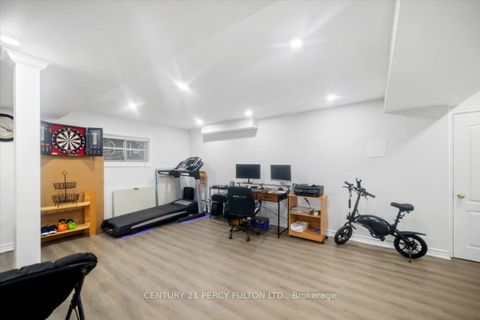 Photo 33 at 8 Boulderbrook Drive, Rouge E11, Toronto