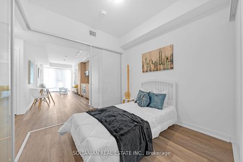 Photo 11 at 320 - 250 Lawrence Avenue W, Lawrence Park North, Toronto