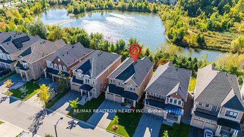 Photo 5 at 53 Gallant Place, Vellore Village, Vaughan